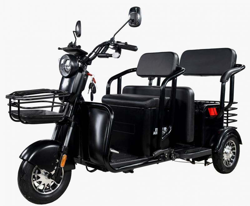 Электроскутер WHITE SIBERIA SIBTRIKE R 2000W(Витринный образец без пробега) Электроскутер WHITE SIBERIA SIBTRIKE R 2000W(Витринный образец без пробега)